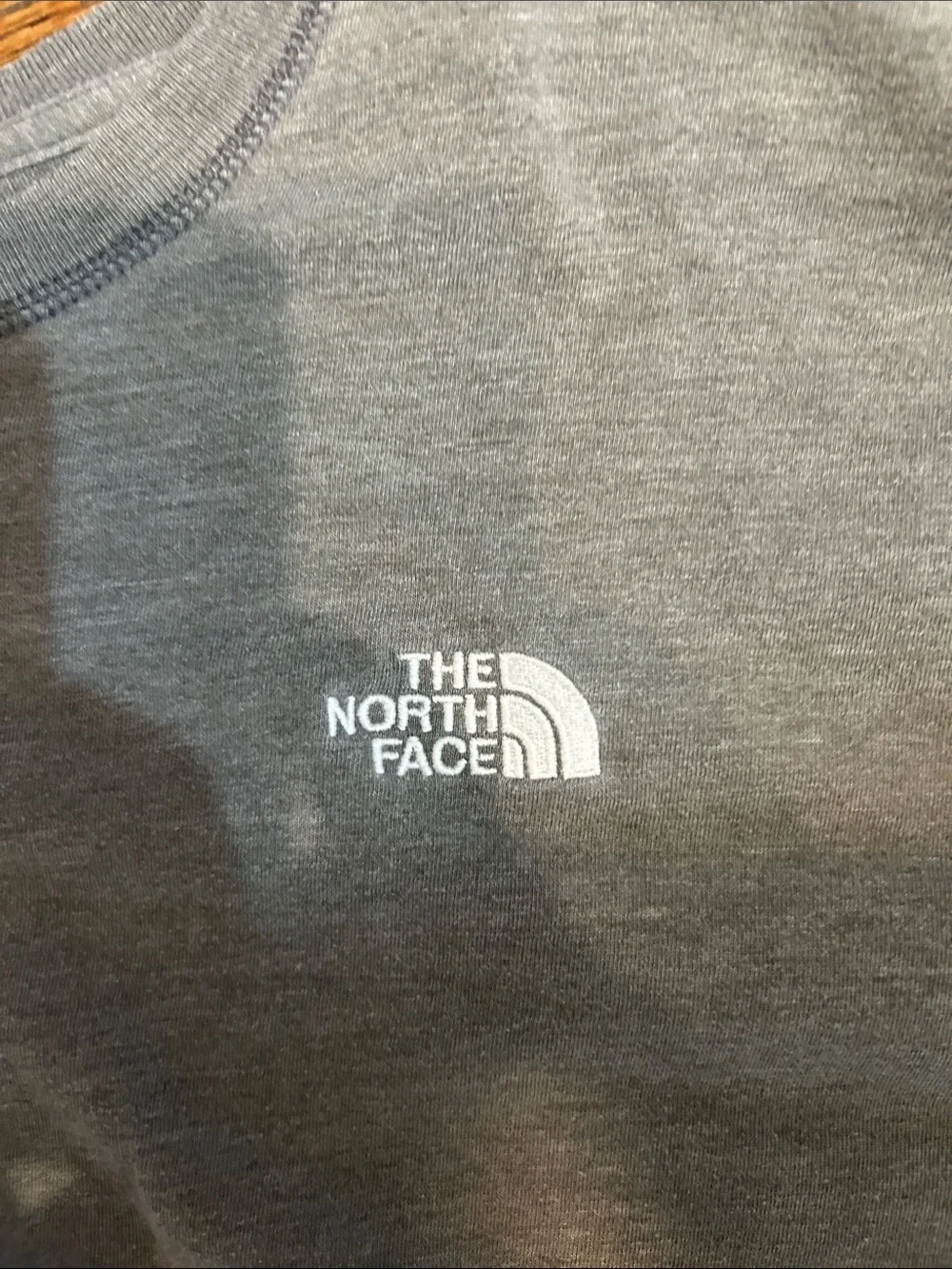 The North Face Men's Short Sleeve Crew Tee - Gray